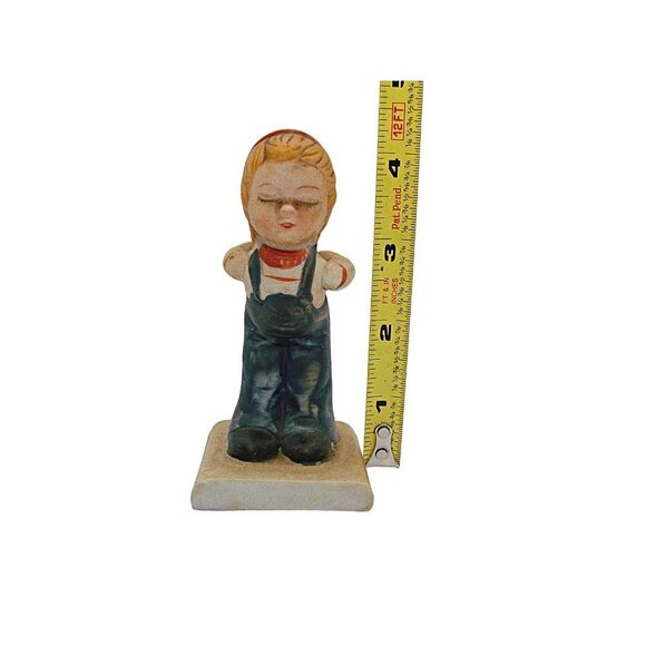 Vintage Boy Kissing Figurine Holding Flowers Porcelain Replacement Cake Topper - Picture 12 of 12